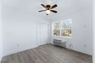 95 Shepherds Ln, Totowa, NJ 07512 - Photo 9