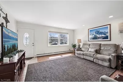 441 Remsen Ave, Woodbridge Township, NJ 07001 - Photo 3