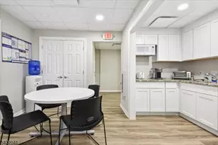 82 Floral Ave, New Providence, NJ 07974 - Photo 21