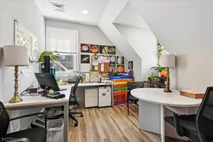 82 Floral Ave, New Providence, NJ 07974 - Photo 19