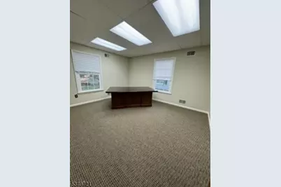 1124 Rt202B1, Raritan, NJ 08869 - Photo 11