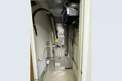 1124 Rt202B1, Raritan, NJ 08869 - Photo 21