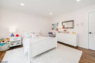 77 Commonwealth Ave, New Providence, NJ 07974 - Photo 29