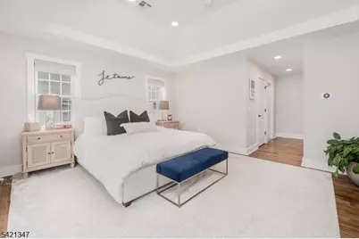 77 Commonwealth Ave, New Providence, NJ 07974 - Photo 23