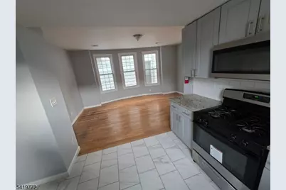 245 Marshall St #2, Elizabeth, NJ 07206 - Photo 5