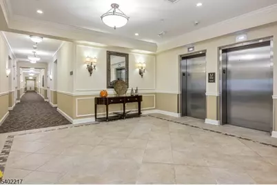 5107 Veterans Dr, Rockaway Township, NJ 07885 - Photo 5