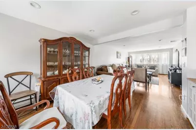 1016 Gifford Ct, Union Township, NJ 07083 - Photo 5