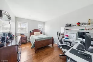 1016 Gifford Ct, Union Township, NJ 07083 - Photo 11