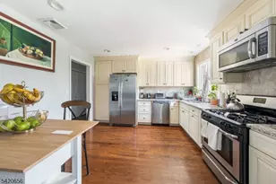 1016 Gifford Ct, Union Township, NJ 07083 - Photo 7