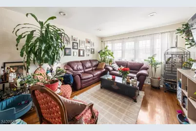 1016 Gifford Ct, Union Township, NJ 07083 - Photo 13