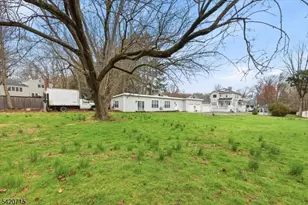 2020 Lamberts Mill Rd, Scotch Plains Township, NJ 07076 - Photo 49