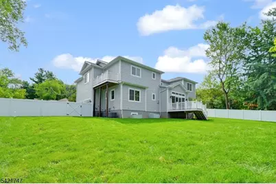 15 Orchard Ln, Livingston, NJ 07039 - Photo 47