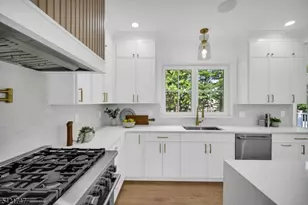 15 Orchard Ln, Livingston, NJ 07039 - Photo 9