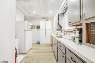 15 Donald Pl, Elizabeth, NJ 07208 - Photo 11