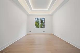 52 Congressional Pkwy, Livingston, NJ 07039 - Photo 5