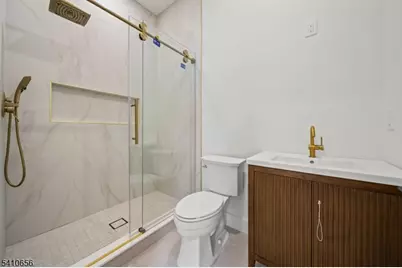 52 Congressional Pkwy, Livingston, NJ 07039 - Photo 17