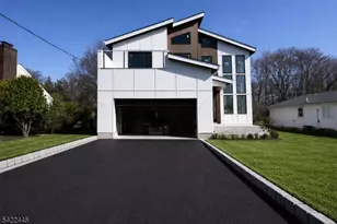 52 Congressional Pkwy, Livingston, NJ 07039 - Photo 25