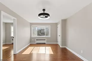 293 N Center St, Orange, NJ 07050 - Photo 7