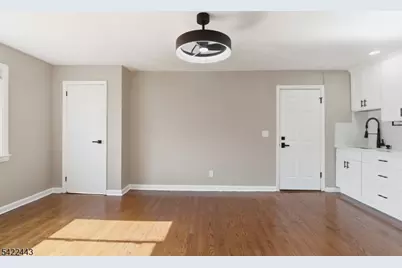 293 N Center St, Orange, NJ 07050 - Photo 9