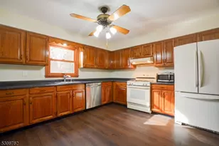 11 Lenox St, Edison, NJ 08817 - Photo 13