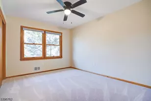 11 Lenox St, Edison, NJ 08817 - Photo 23