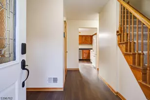 11 Lenox St, Edison, NJ 08817 - Photo 7