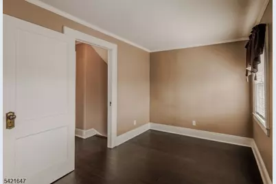 960 Moessner Ave, Union Township, NJ 07083 - Photo 17