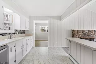 67 Breakneck Rd, Vernon, NJ 07422 - Photo 9