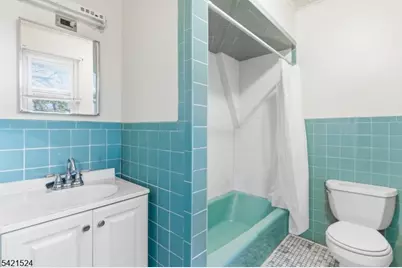 375 Westervelt Pl, Lodi, NJ 07644 - Photo 17