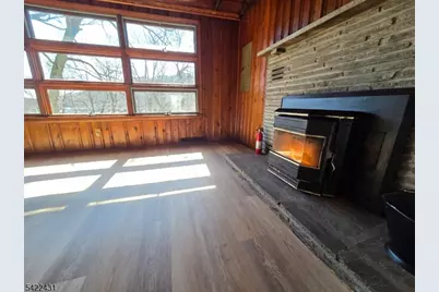 48 W Shore Trl, Sandyston Township, NJ 07826 - Photo 11