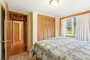 40 E Shore Dr, Hampton Township, NJ 07860 - Photo 15