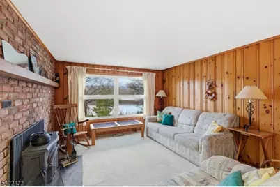 40 E Shore Dr, Hampton Township, NJ 07860 - Photo 11