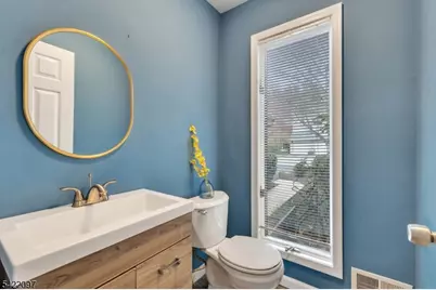 31 Lenox Ct, Montville Township, NJ 07045 - Photo 13