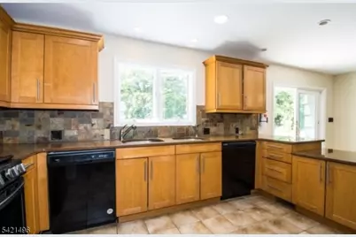 4 Rumson Rd, Livingston, NJ 07039 - Photo 15