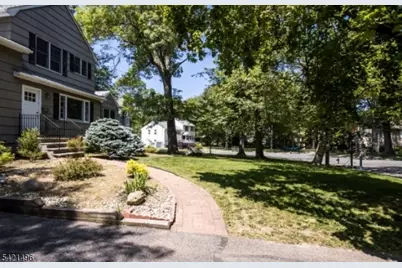 4 Rumson Rd, Livingston, NJ 07039 - Photo 7