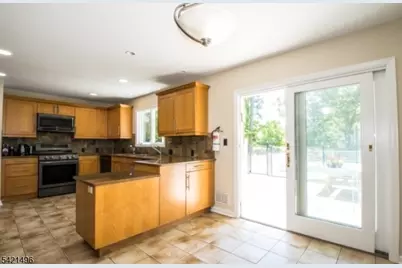 4 Rumson Rd, Livingston, NJ 07039 - Photo 13