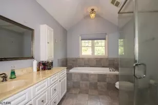 4 Rumson Rd, Livingston, NJ 07039 - Photo 25