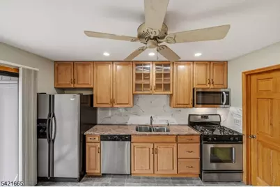 29 Bloomingdale Dr, Hillsborough Township, NJ 08844 - Photo 11