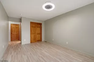 29 Bloomingdale Dr, Hillsborough Township, NJ 08844 - Photo 15