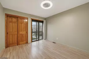 29 Bloomingdale Dr, Hillsborough Township, NJ 08844 - Photo 17