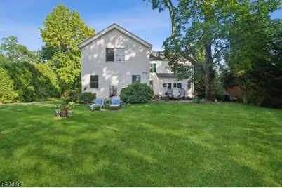 400 Grove St, Montclair, NJ 07043 - Photo 39