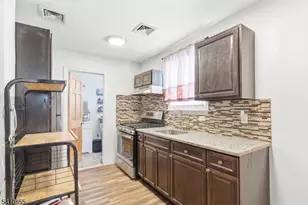 135 Dixon Ave, Paterson, NJ 07501 - Photo 23