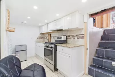 135 Dixon Ave, Paterson, NJ 07501 - Photo 7