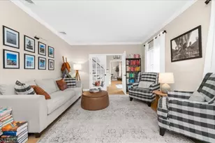 321 Bellis Rd, Holland Township, NJ 08804 - Photo 7