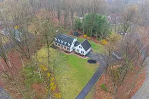 321 Bellis Rd, Holland Township, NJ 08804 - Photo 3