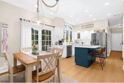 321 Bellis Rd, Holland Township, NJ 08804 - Photo 15