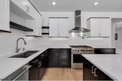 30 Kokora Ave, Montville Township, NJ 07045 - Photo 17