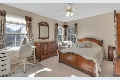 49 Gordon Cir #49, Parsippany, NJ 07054 - Photo 17