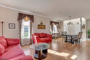 49 Gordon Cir, Parsippany, NJ 07054 - Photo 3