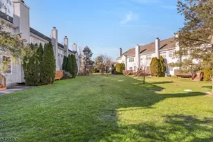 49 Gordon Cir, Parsippany, NJ 07054 - Photo 25